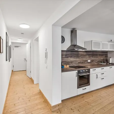 Apartment Apartment Fuer 6 Aalen Zentrum Netflix 300 Mbit Wlan
