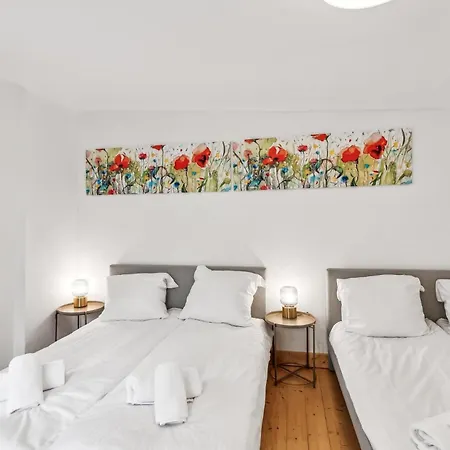 Apartment Fuer 6 Aalen Zentrum Netflix 300 Mbit Wlan Apartment Aalen