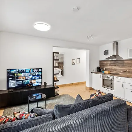 Apartment Apartment Fuer 6 Aalen Zentrum Netflix 300 Mbit Wlan